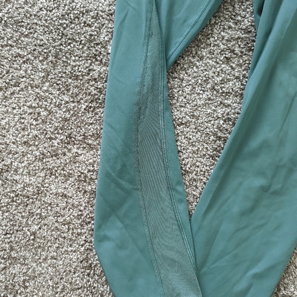 Teal Lululemon HR Leggings - Picture 6 of 7